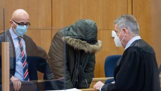 بدء محاكمة طبيب سوري في ألمانيا بجرائم ضد الإنسانية (بوريس رويسلر/فرانس برس)