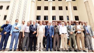 تعليق إضراب المحامين في الجزائر - موقع الاتحاد الوطني لمنظمات المحامين
