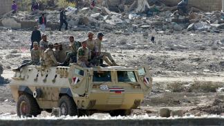 يتواصل تجنيد أطفال قبائل سيناء للقتال (عبد الرحيم خطيب/الأناضول)