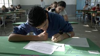 امتحانات البكالوريا أو الثانوية العامة في تونس (فتحي بلعيد/ فرانس برس)