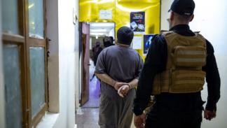 توقيف متورطين في الاتجار بالمخدرات في العراق (يونس محمد/ فرانس برس)