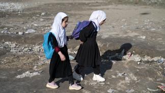 يستمر حرمان "طالبان" الفتيات من التعليم بعد الصف السادس (وكيل كوشار/ فرانس برس)
