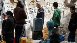 البحث عن الماء أزمة يومية في قطاع غزة (محمد الحجار)
