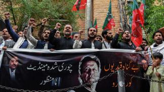 أنصار حزب عمران خان في كويتا (فرانس برس)