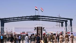 الاتفاقيات العراقية السورية قوات من النظام السوري عند معبر البوكمال بين العراق وسورية، 2019 (فرانس برس)