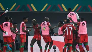 مدرب مالاوي ينتقد كأس أمم أفريقيا ويقول هذا الكلام عن ساديو ماني
