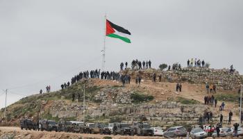 رفض فلسطيني لإقامة المستوطنة (عصام ريماوي/ الأناضول)