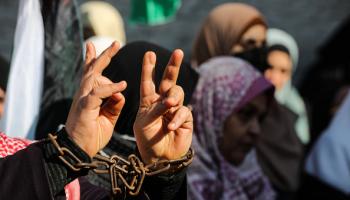 الأسرى الفلسطينيون في سجون الاحتلال-Getty