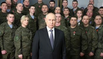 خالف بوتين التقاليد وألقى رسالته للعام الجديد من بين القوات الروسية