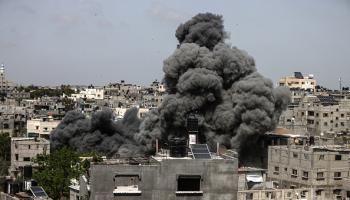القصف الإسرائيلي يدمر منازل في غزة (علي جاد الله/ الأناضول)