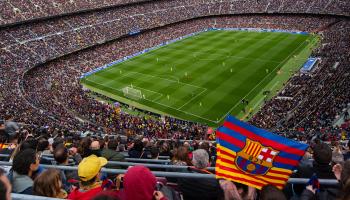 حضرت جماهير برشلونة بقوة في كامب نو خلال إحدى المباريات في 2022 (ديفيد راموس/Getty)
