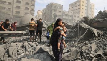 الحرب الإسرائيلية على غزة تخلف دماراً غير مسبوق (Getty)