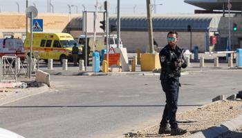 الاحتلال يطلق النار على فلسطينية عند حاجز قلنديا (أحمد غرابلي/AFP)