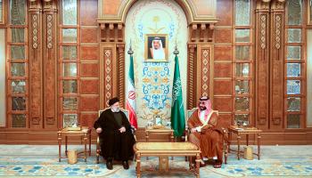 محمد بن سلمان وإبراهيم رئيسي في الرياض، 11 نوفمبر 2023 (Getty)