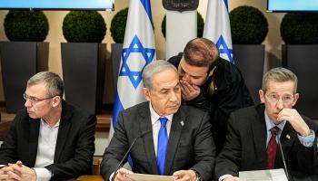 نتنياهو خلال اجتماع للكابينت الإسرائيلي، 24 ديسمبر 2023 (أوهاد زويغنبرغ/فرانس برس)