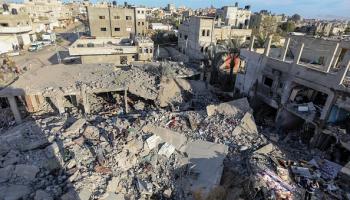 آثار القصف برفح عقب ليلة شهدت تخليص محتجزين إسرائيليين - Getty