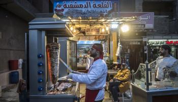 انتشار كبير للمطاعم السورية في مصر (خالد دسوقي/فرانس برس)