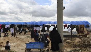 عائلات مقاتلي داعش في مخيم الهول في سورية (كايت جيراغتي/ Getty)