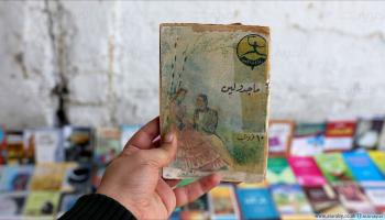 بائع الكتب في غزة 2 (محمد الحجار)