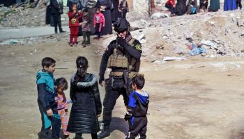 توفير الأمن ضرورة في الشارع العراقي (فينشينزو بينتو/فرانس برس)