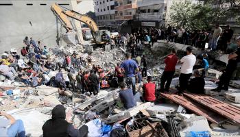 مجزرة للإحتلال في غزة (عبد الحكيم أبو رياش/العربي الجديد)