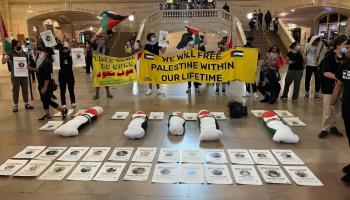 تحرك في نيويورك يطالب الاحتلال بإعادة جثامين شهداء فلسطينيين (العربي الجديد)