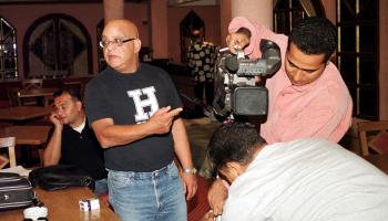 خيري بشارة: أحد صانعي الواقعية السينمائية الجديدة في مصر (عمرو مراغي/ فرانس برس)