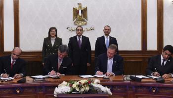 توقيع عقد تطوير مجمع التحرير في مصر (وسائل التواصل)