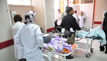 ترفض بعض مستشفيات الجزائر استقبال المرضى لعدم توفر أسرة (العربي الجديد)