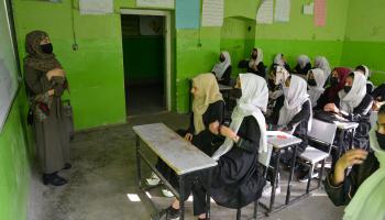 فتيات أفغانيات في المدرسة (أحمد سهل أرمان/ فرانس برس)