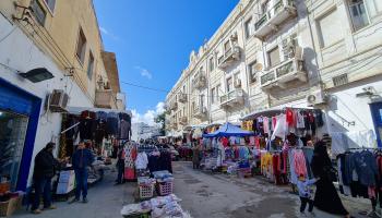 سوق شعبي في طرابلس في ليبيا (محمود تركية/ فرانس برس)