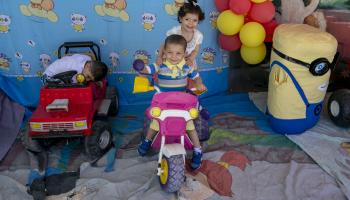 أطفال تونسيون صغار في تونس (ياسين قايدي/ الأناضول)