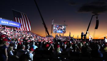 دونالد ترامب يتحدث خلال تجمع انتخابي لمرشحين جمهوريين في أريزونا، 9 أكتوبر 2022(Getty)