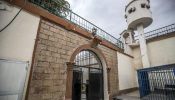 مدخل سجن في مصر (خالد دسوقي/ فرانس برس)