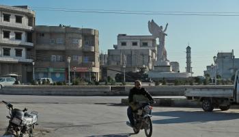 حركة شبه معدومة في عين العرب في شمال شرق سورية (دليل سليمان/ فرانس برس)