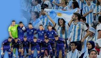الجماهير الأرجنتينية تحلم بالتتويج بكأس العالم (العربي الجديد/Getty)