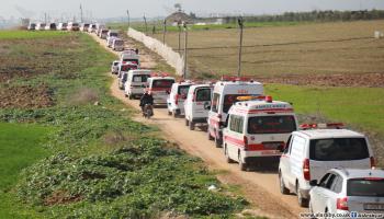 قافلة سيارات إسعاف في غزة في تحرك احتجاجي على منع إدخال الأجهزة الطبية 1 (عبد الحكيم أبو رياش)