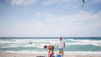 شواطئ كورسيكا ترفع نسبة هرمونات السعادة (Getty)