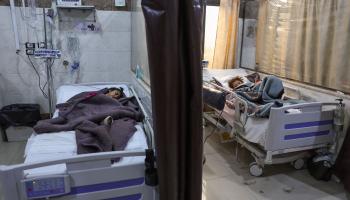 أطفال مصابون في زلزال فبراير 2023 في شمال غرب سورية (عمر حاج قدور/ فرانس برس)