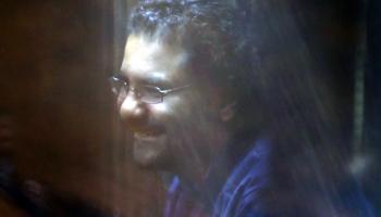 الناشط المصري علاء عبد الفتاح (مصطفى الشامي/ الأناضول)