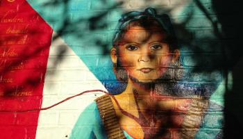 خوليا دي بورغوس في جدارية لياسمين إرنانديز في هارلم، بحي مانهاتن النيويوركي