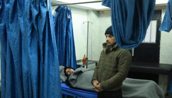 تعجز مستشفيات في دمشق عن علاج المرضى إذا استقبلتهم (كريم صاهب/ فرانس برس)