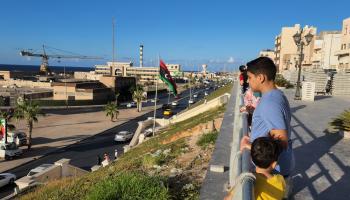 لا يرى الليبيون ضمانات للعيش الكريم في بلدهم (محمود تركية/ فرانس برس)