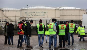إضرابات عمال مصافي النفط في فرنسا/فرانس برس