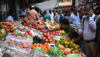 الإكثار من الخضار والفاكهة أمر أساسي للصحة خلال رمضان (مامونور رشيد/ Getty)