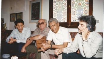 مع عبد الرحمن الأبنودي وخيري شلبي وطالب الرفاعي (من أرشيف محمد جواد)