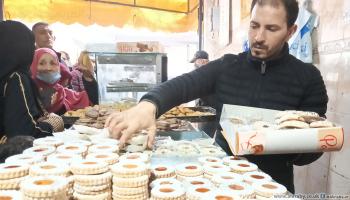 الحلويات التقليدية أساسية في مائدة العيد الجزائرية (العربي الجديد)