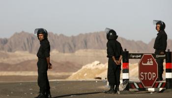 تواصل قوات الأمن المصرية حملاتها على مهربي وزارعي المخدرات في سيناء (ميسام صالح/ فرانس برس) 