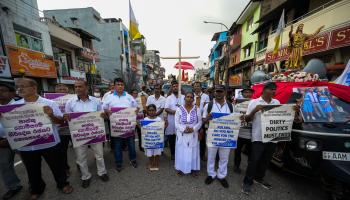 متظاهرون في سريلانكا يطالبون بالعدالة لضحايا هجمات عيد الفصح بعد 4 أعوام (فرانس برس)