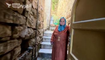 إجراءات الاحتلال تجبر فلسطينية على الإفطار في منزلها وحيدة بالخليل